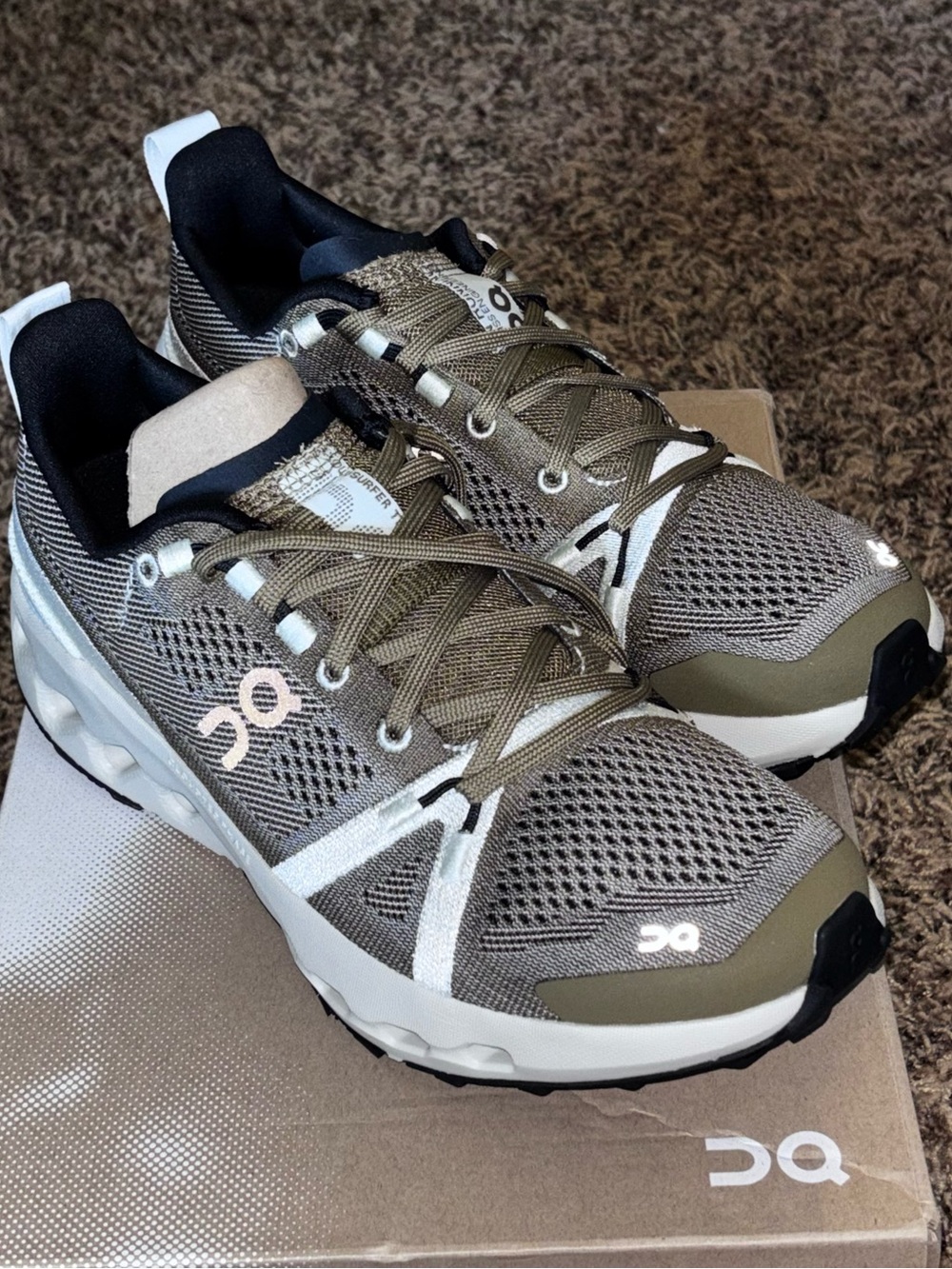 On Cloud Cloudsurfer Trail Woman’s Size 7.5 Hunter Ice 3WE10102281 New Shoes